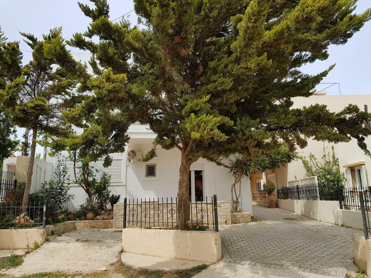 Апартаменти Sun Βy Τhe Sea 100M From The Beach Айя-Пелагія Екстер'єр фото